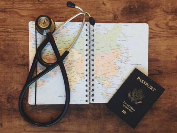 how to become a travel nurse